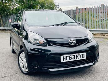 Toyota AYGO 1.0 VVT-i Move MultiMode Euro 5 5dr