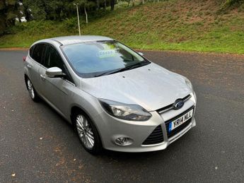 Ford Focus 1.0T EcoBoost Zetec Navigator Euro 5 (s/s) 5dr