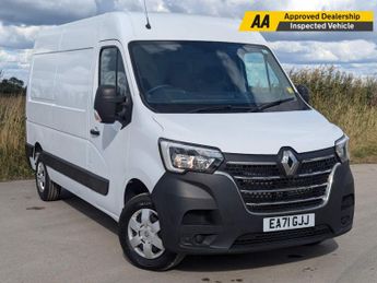 Renault Master 2.3 dCi 35 Business+ FWD MWB Medium Roof Euro 6 4dr