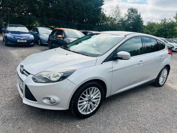 Ford Focus 1.6 Zetec Euro 5 5dr