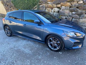 Ford Focus 1.0T EcoBoost ST-Line Euro 6 (s/s) 5dr