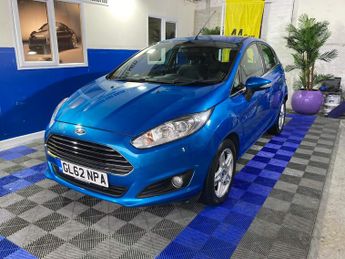 Ford Fiesta 1.0 Zetec Euro 5 (s/s) 5dr