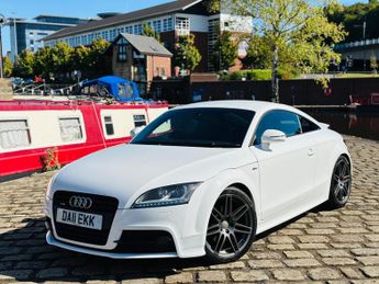 Audi TT 2.0 TDI Black Edition quattro Euro 5 3dr