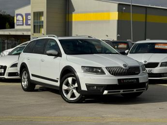 Skoda Octavia 2.0 TDI Scout DSG 4WD Euro 6 (s/s) 5dr