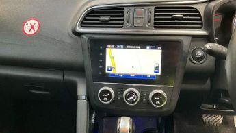 Renault Kadjar 1.3 TCe Iconic EDC Euro 6 (s/s) 5dr
