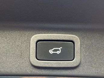 Jaguar F-PACE 3.0 D300 V6 S Auto AWD Euro 6 (s/s) 5dr