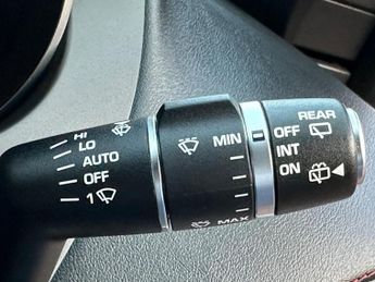 Jaguar F-PACE 3.0 D300 V6 S Auto AWD Euro 6 (s/s) 5dr