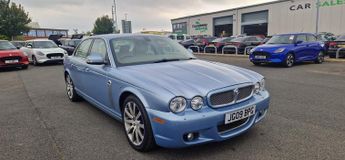 Jaguar XJ 2.7 TD Executive 4dr