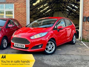 Ford Fiesta 1.0T EcoBoost Zetec Euro 5 (s/s) 5dr