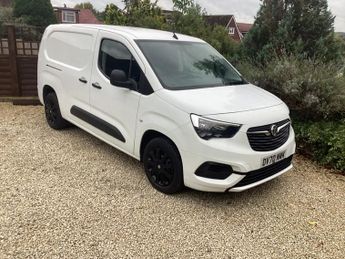 Vauxhall Combo 1.5 Turbo D 2300 Sportive L2 H1 Euro 6 (s/s) 4dr