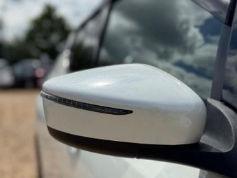 Nissan Leaf 40kWh 3.Zero Auto 5dr