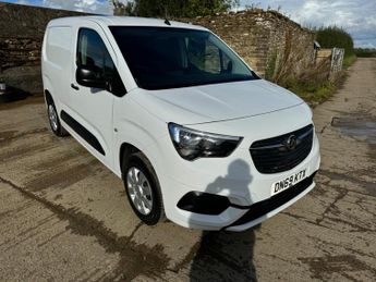 Vauxhall Combo 1.5 Turbo D 2000 Sportive L1 H1 Euro 6 (s/s) 4dr