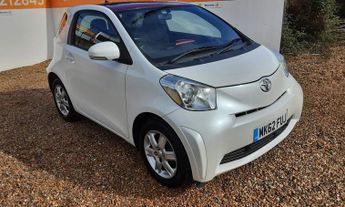 Toyota iQ 1.0 VVT-i Euro 5 3dr