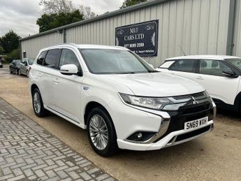 Mitsubishi Outlander 2.4h TwinMotor 13.8kWh Juro CVT 4WD Euro 6 (s/s) 5dr