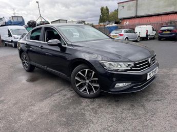 Volkswagen Passat 1.6 TDI SEL DSG Euro 6 (s/s) 4dr