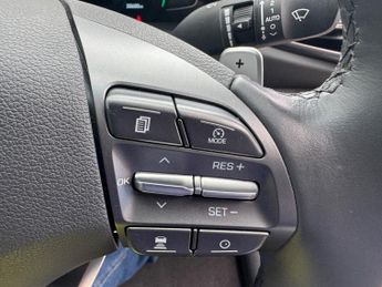 Hyundai IONIQ 1.6 h-GDi 8.9kWh Premium SE DCT Euro 6 (s/s) 5dr