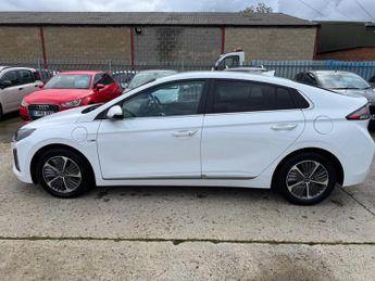 Hyundai IONIQ 1.6 h-GDi 8.9kWh Premium SE DCT Euro 6 (s/s) 5dr