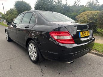 Mercedes-Benz C Class 1.8 C180 BlueEfficiency Executive SE Auto Euro 5 4dr