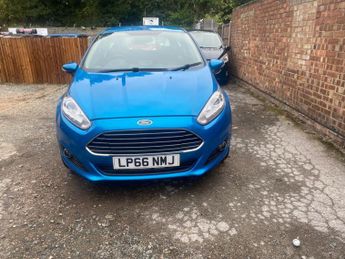 Ford Fiesta 1.0T EcoBoost Zetec Euro 6 (s/s) 3dr