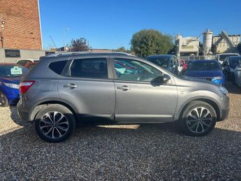 Nissan Qashqai 2.0 dCi n-tec+ Auto 4WD Euro 5 5dr