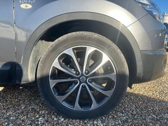 Nissan Qashqai 2.0 dCi n-tec+ Auto 4WD Euro 5 5dr