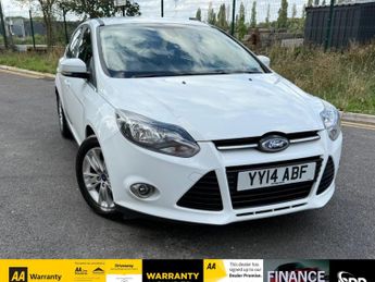 Ford Focus 1.0T EcoBoost Titanium Navigator Euro 5 (s/s) 5dr