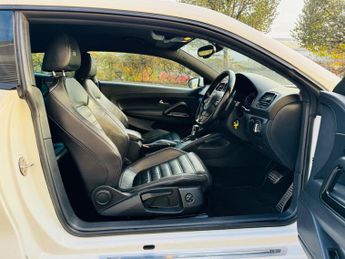Volkswagen Scirocco 2.0 TSI R DSG Euro 5 3dr (Leather, Nav)