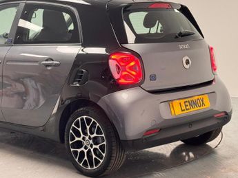 Smart forfour 17.6kWh Prime Exclusive Auto 5dr (22kW Charger)