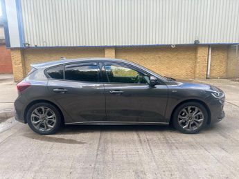 Ford Focus 1.0T EcoBoost MHEV ST-Line Edition Euro 6 (s/s) 5dr