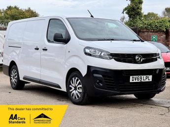 Vauxhall Vivaro 2.0 Turbo D 3100 Edition L2 H1 Euro 6 (s/s) 5dr