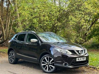 Nissan Qashqai 1.2 DIG-T Tekna 2WD Euro 5 (s/s) 5dr