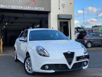 Alfa Romeo Giulietta 2.0 JTDM-2 Super TCT Euro 6 (s/s) 5dr