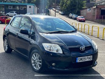 Toyota Auris 1.33 VVT-i TR (s/s) 5dr