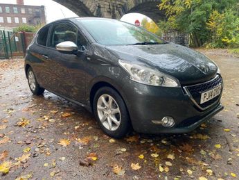 Peugeot 208 1.2 VTi Style Euro 5 3dr