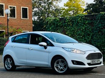 Ford Fiesta 1.0T EcoBoost Zetec Euro 5 (s/s) 5dr