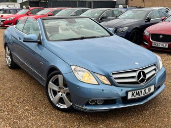 Mercedes E Class 2.1 E250 CDI BlueEfficiency SE Cabriolet Tiptronic Euro 5 2dr