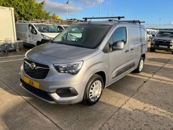 Vauxhall Combo 1.5 Turbo D 2300 Sportive L2 H1 Euro 6 (s/s) 4dr