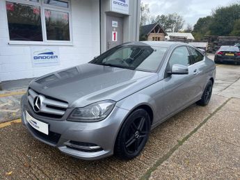 Mercedes C Class 2.1 C220 CDI Executive SE (Premium) G-Tronic+ Euro 5 (s/s) 2dr