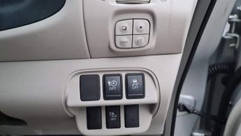 Nissan Leaf 24kWh Auto 5dr