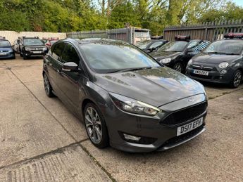 Ford Focus 1.0T EcoBoost ST-Line Euro 6 (s/s) 5dr