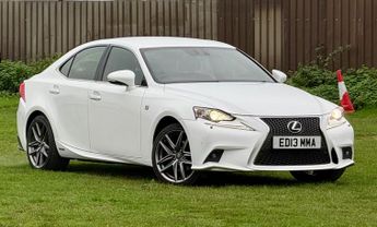 Lexus IS 2.5 300h F Sport E-CVT Euro 5 (s/s) 4dr