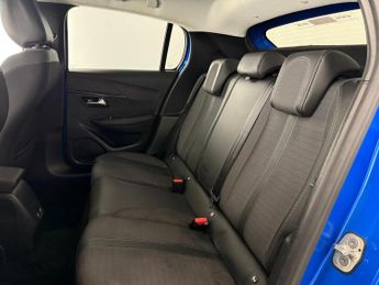 Peugeot E-208 50kWh Allure Premium + Auto 5dr (7kW Charger)