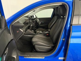Peugeot E-208 50kWh Allure Premium + Auto 5dr (7kW Charger)