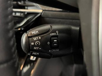 Peugeot E-208 50kWh Allure Premium + Auto 5dr (7kW Charger)