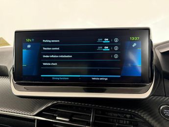 Peugeot E-208 50kWh Allure Premium + Auto 5dr (7kW Charger)