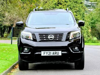 Nissan Navara 2.3 dCi N-Guard Auto 4WD Euro 6 4dr