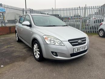 Kia Ceed 1.6 CRDi LS 5dr