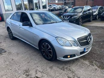 Mercedes E Class 2.1 E220 CDI BlueEfficiency SE Tiptronic Euro 5 4dr