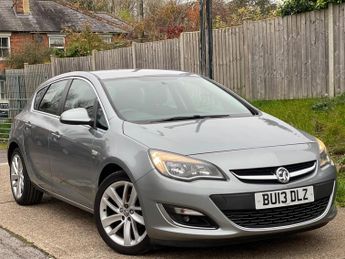 Vauxhall Astra 1.6 16v SRi Euro 5 5dr