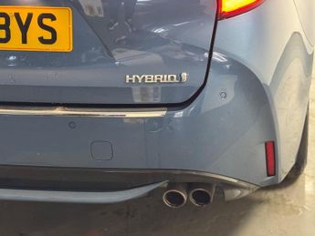 Toyota Corolla 2.0 VVT-h Excel Touring Sports CVT Euro 6 (s/s) 5dr